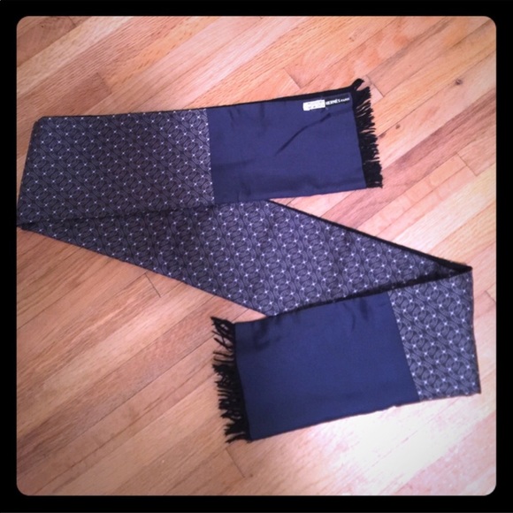 Authentic Hermès Silk & Cashmere Scarf - Picture 1 of 4